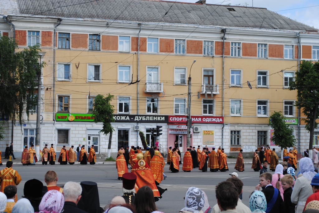 Крестный ход в честь памяти Кирилла и Мефодия (Тверь 24 мая 2011)