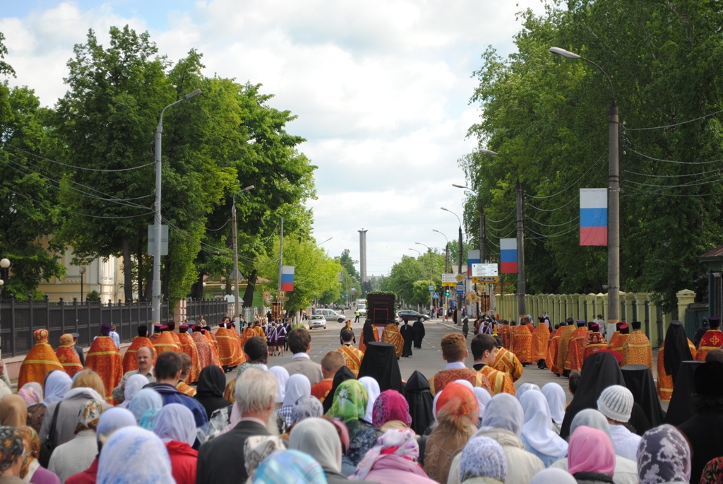 Крестный ход в честь памяти Кирилла и Мефодия (Тверь 24 мая 2011)